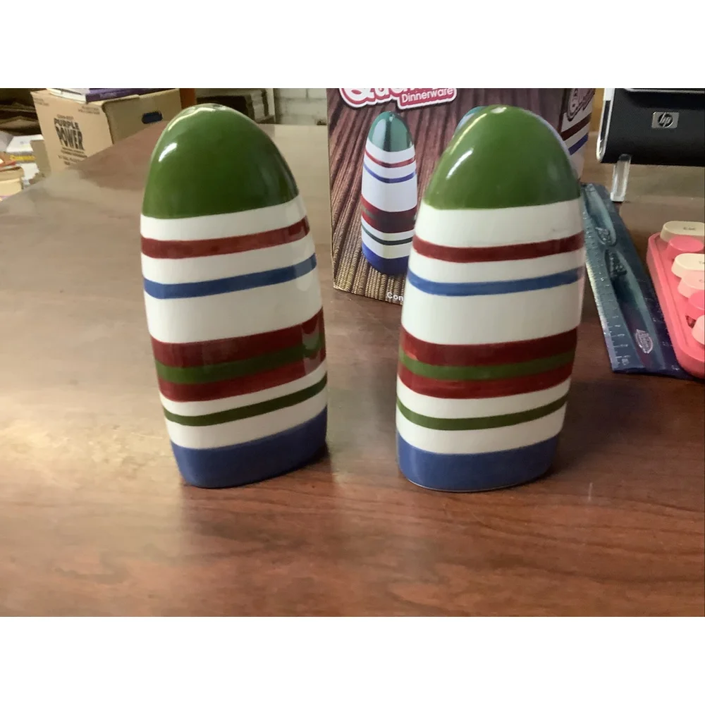 Quattro Salt And Pepper Shakers Ceramic